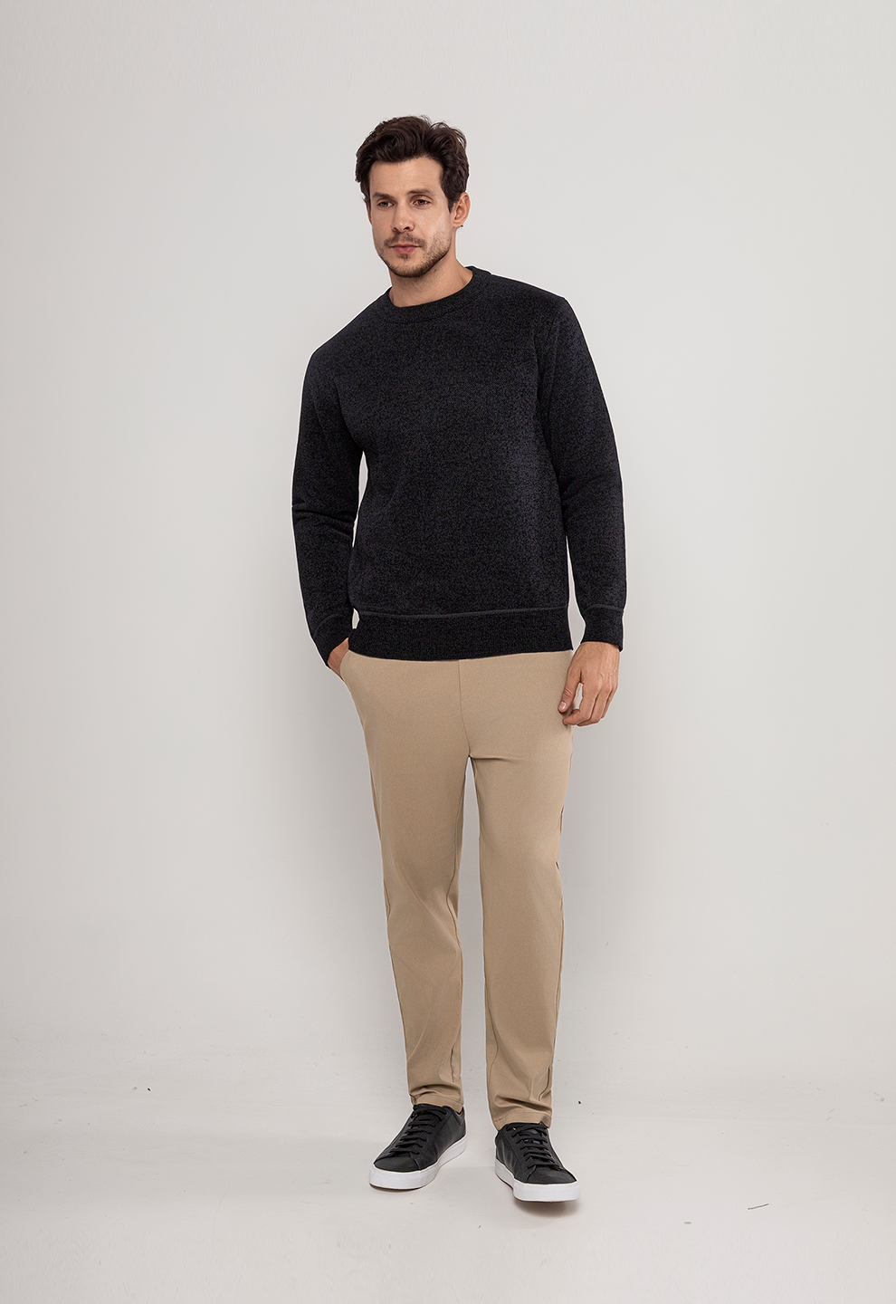 Suéter Peluciado Basic Preto