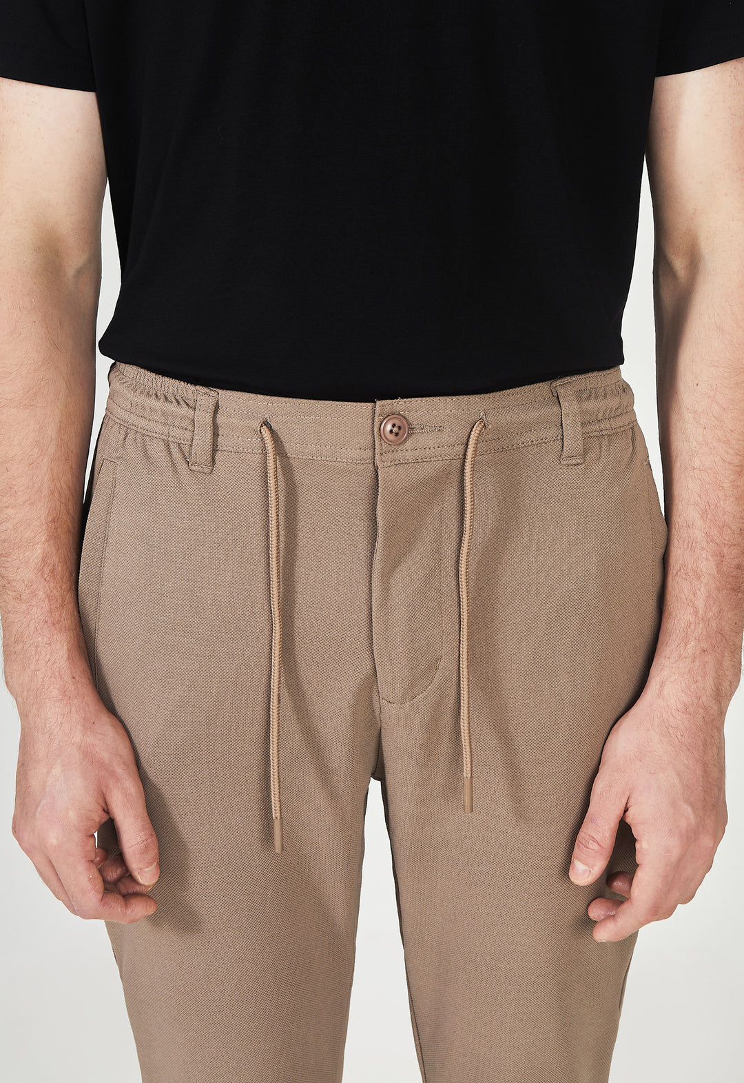 CALÇA COMFORT PIQUET CAQUI